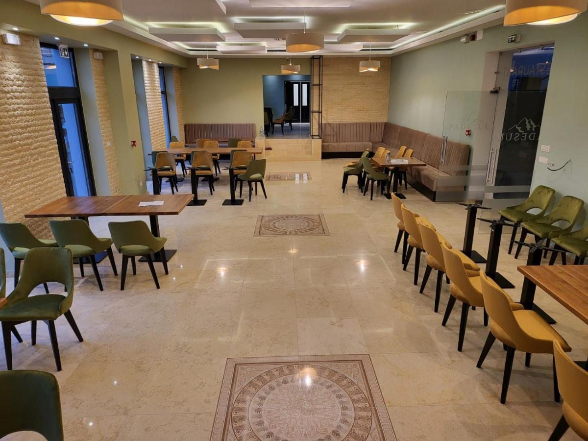 Hotel Padesul Făget Eksteriør bilde