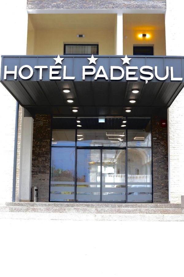 Hotel Padesul Făget Eksteriør bilde