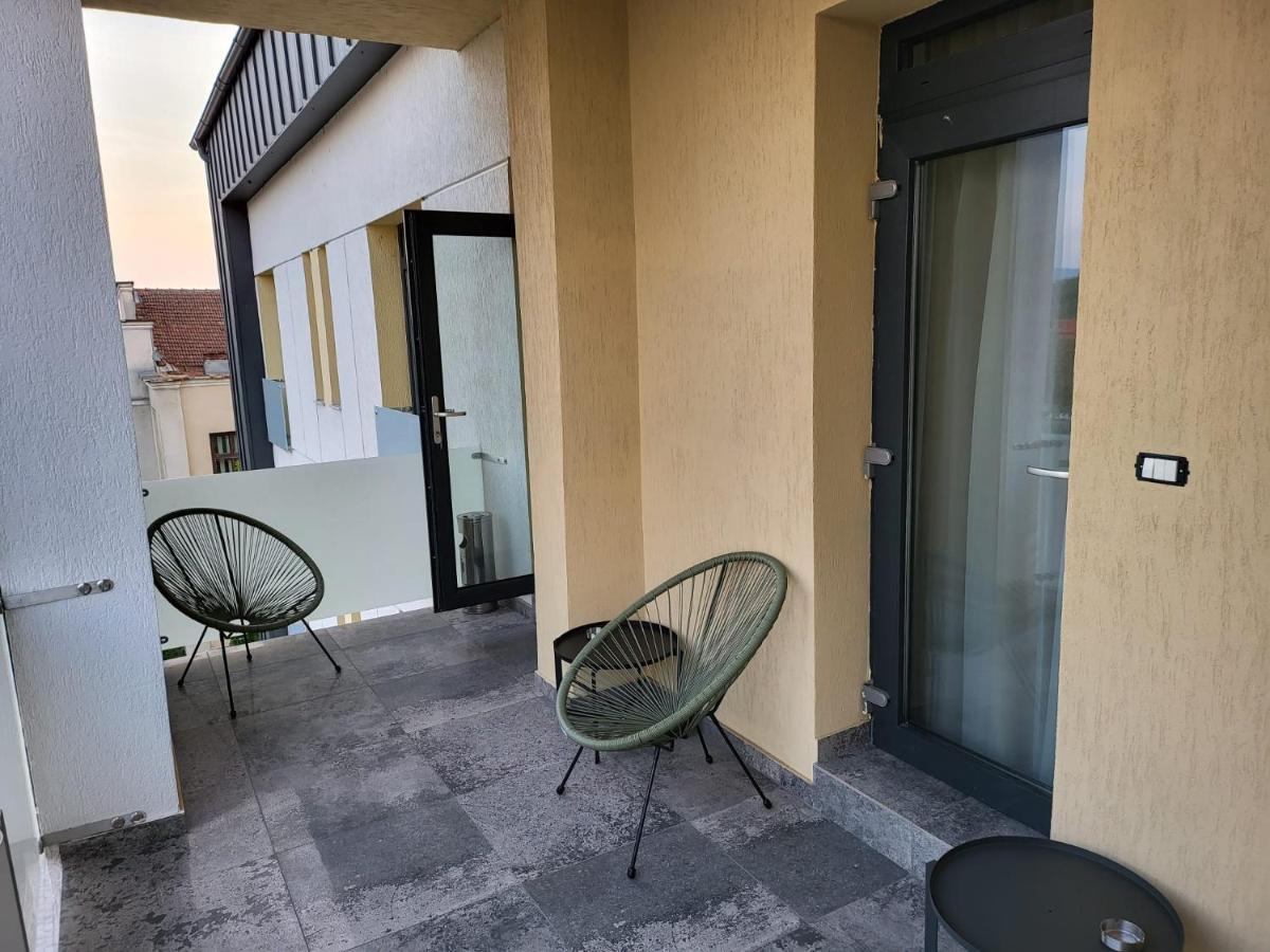 Hotel Padesul Făget Eksteriør bilde